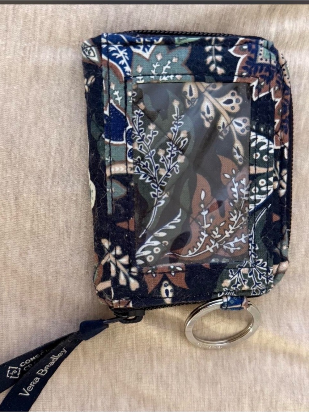 BRAND NEW NEVER USED Vera Bradley Floral Quilted ID Wallet Keychain